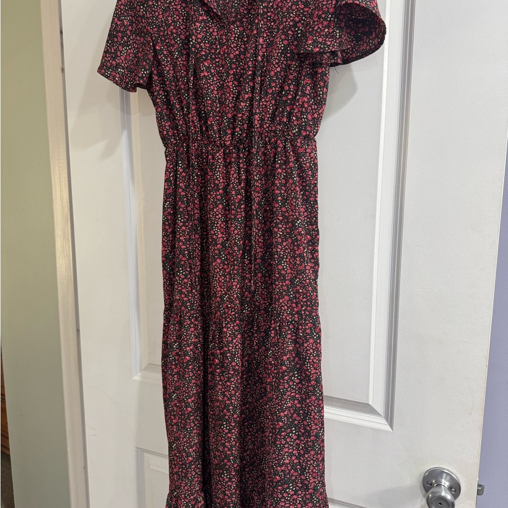 Elegant Black and Pink Floral Midi Dress